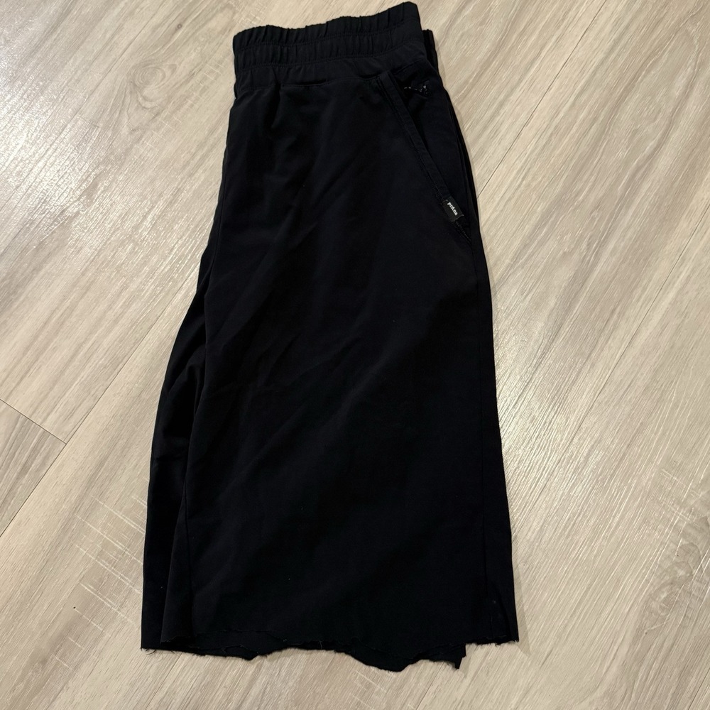 PRANA Shorts Womens Small Athletic‎ Performance Black Scissors Cutting Style